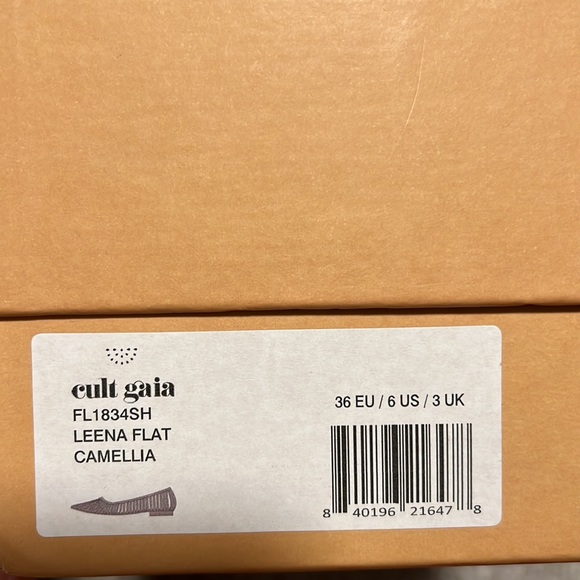 Shoes - Picture 5 of 5